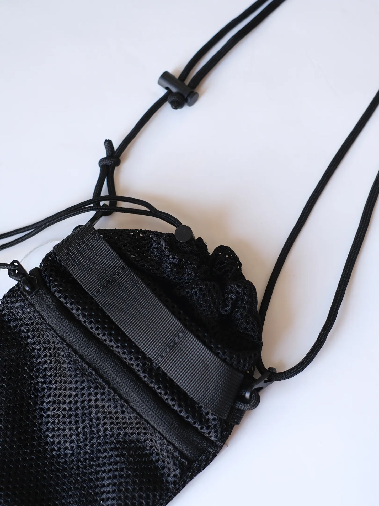 UNFRM "MILITARY MESH POUCH(4colors)"