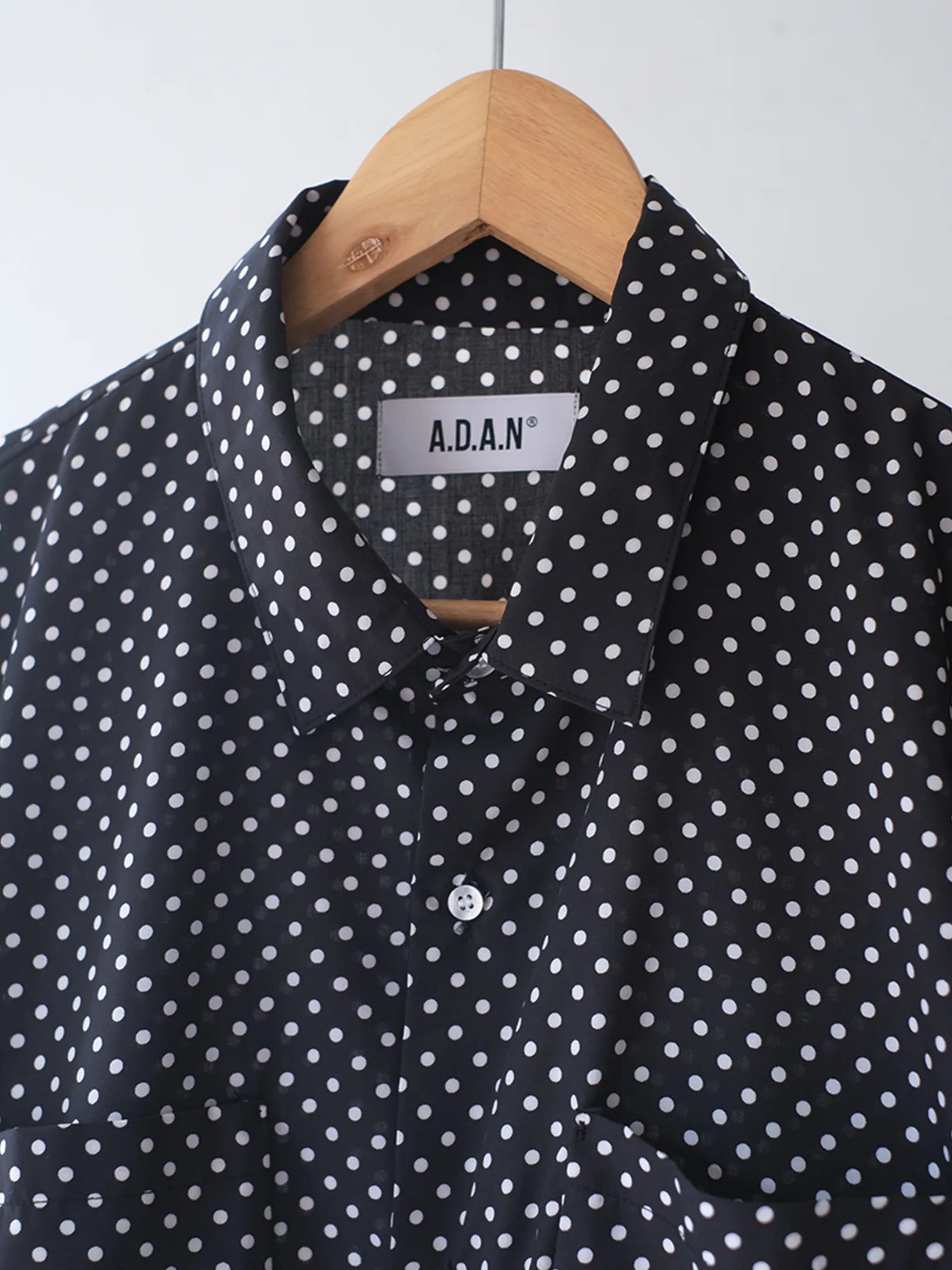 A.D.A.N "WALK DOT SHIRT"