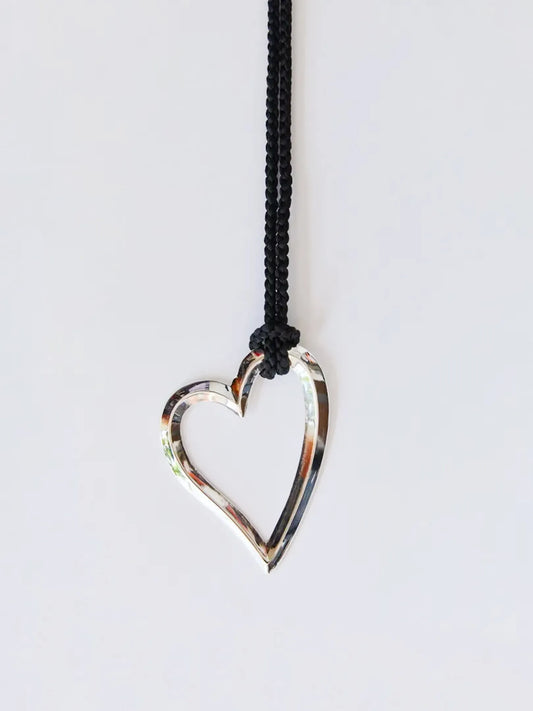 THE SUNNY "HEART CHOKER"