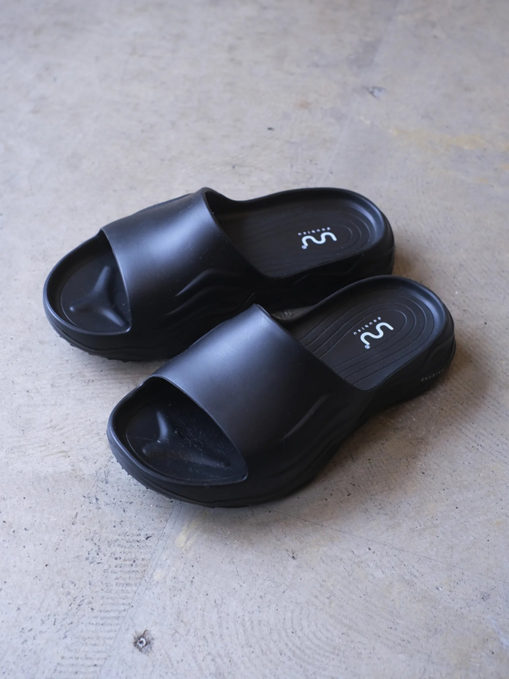 doubleu "ULTRA SPORTY SLIDE - MEN (BLACK)"