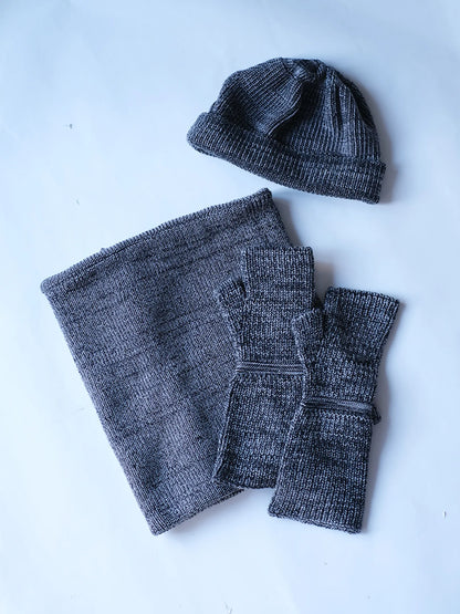 FOUND FEATHER "Military Handwarmers // Italian Merino Wool "