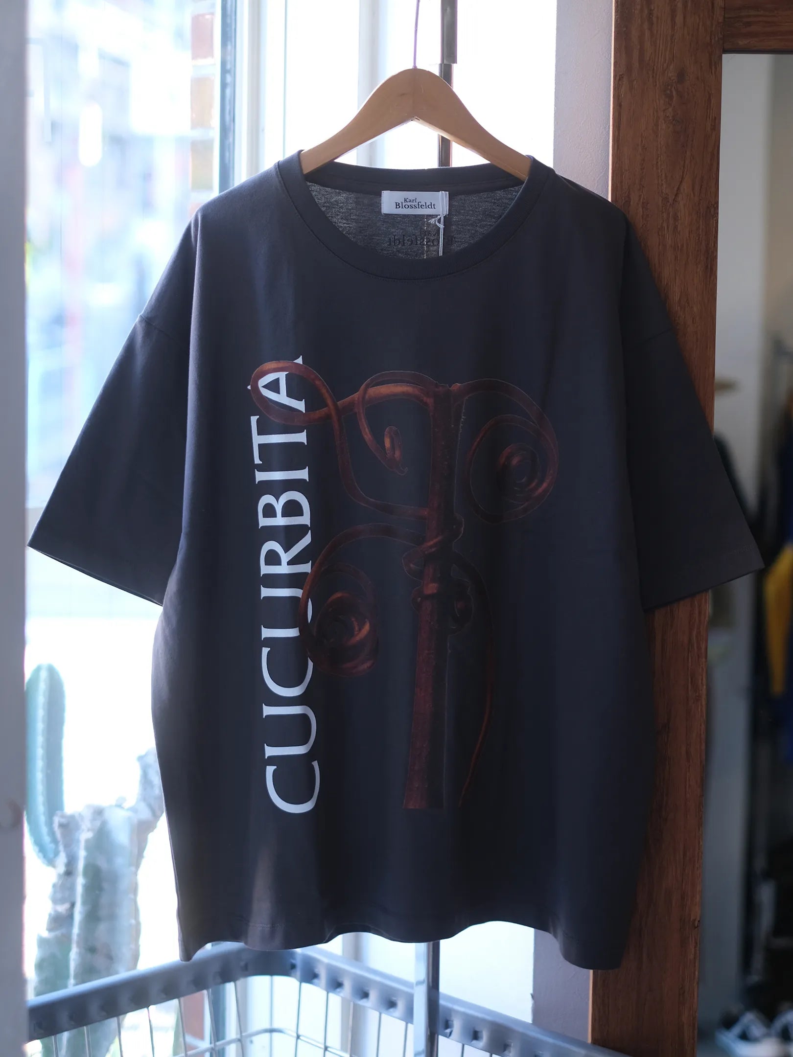 ●PRE-ORDER  Karl Blossfeldt "CUCURBITA T-Shirt"(2colors)