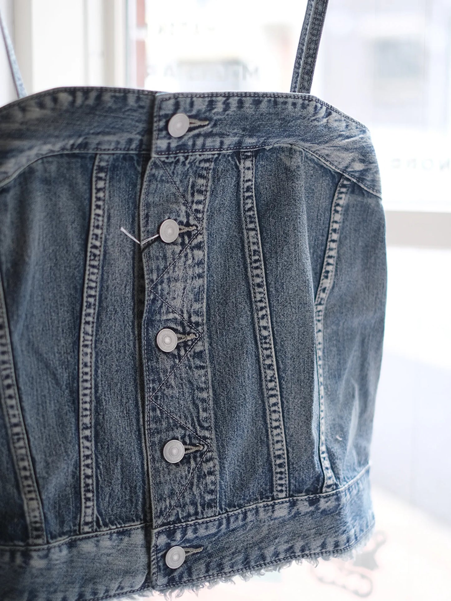 Kha:ki "DENIM BUSTIER TOP"
