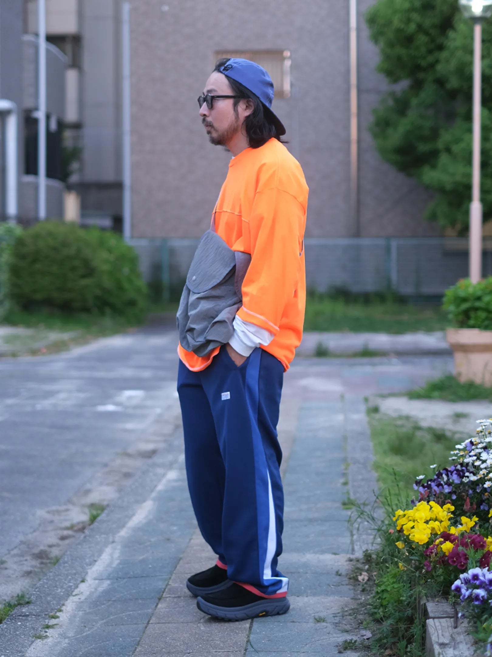 GILDAN CUSTOM DABO SLEEVE L/S Tee (NEON ORANGE)
