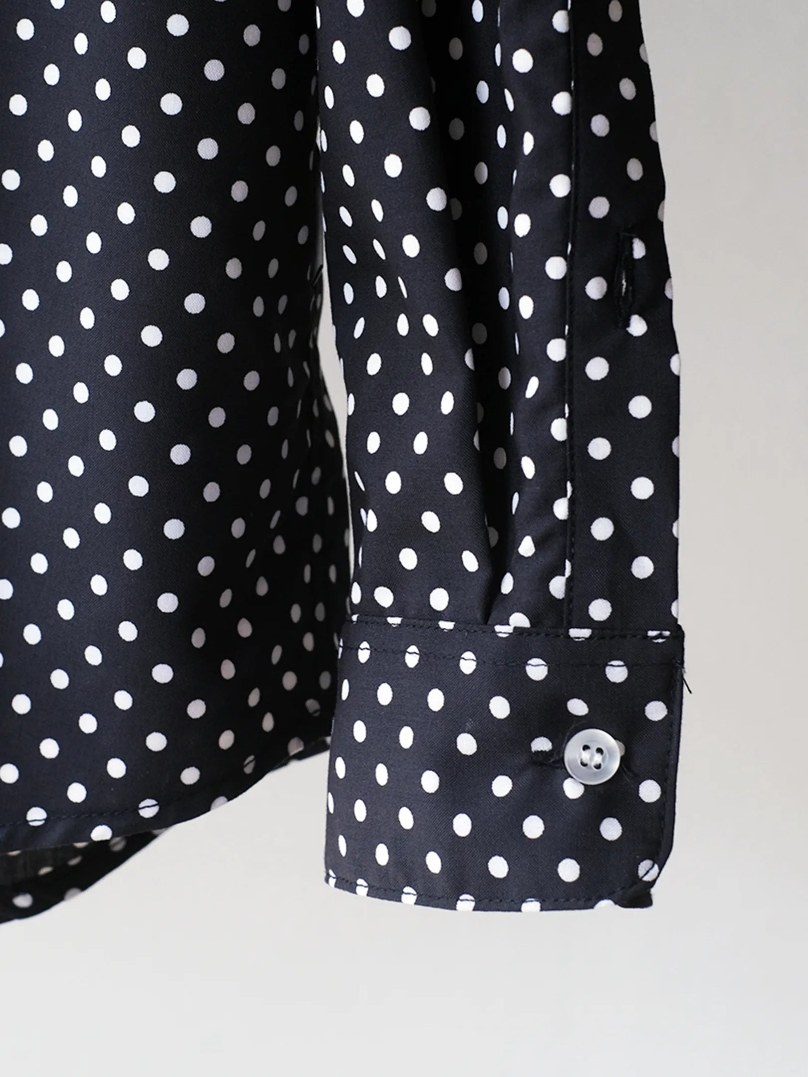 A.D.A.N "WALK DOT SHIRT"
