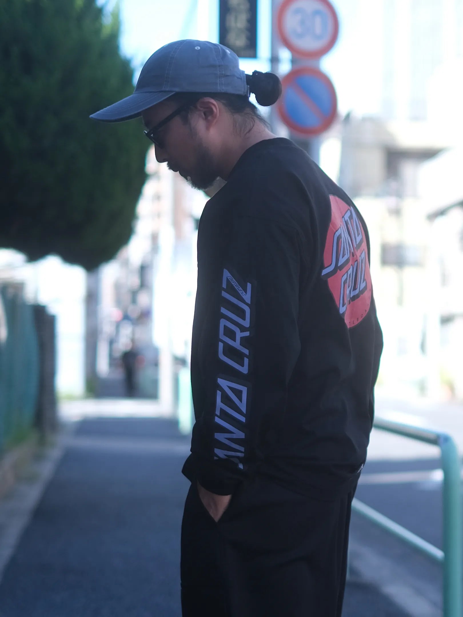 8/8 12~ SEDAN ALL-PURPOSE "Santa Cruz / Classic Dot L/S Tee"