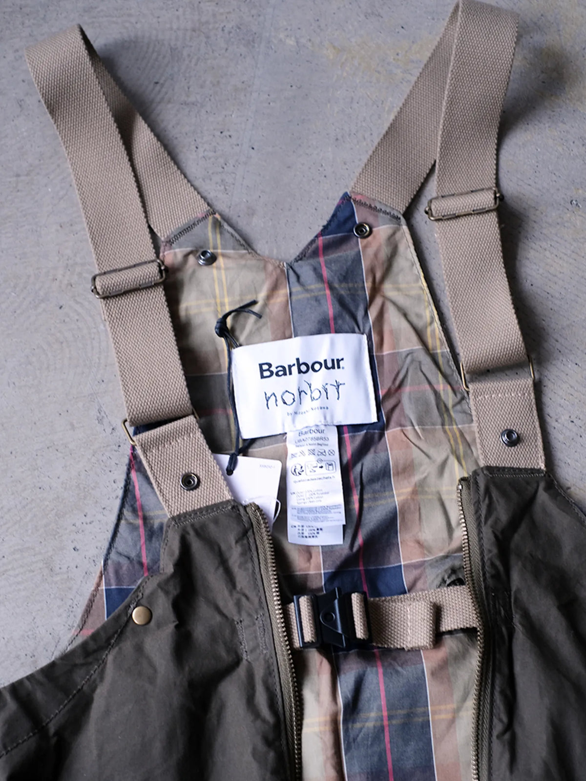 Barbour x norbit "Bag/Vest #Khaki Brown"