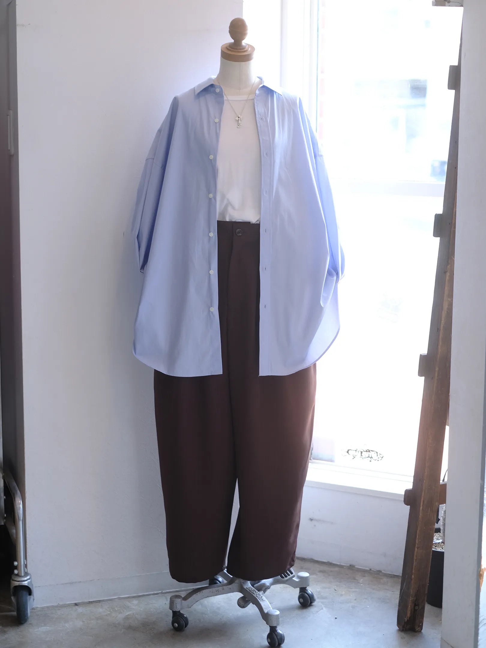 manon "COTTON POPLIN OVER SHT"