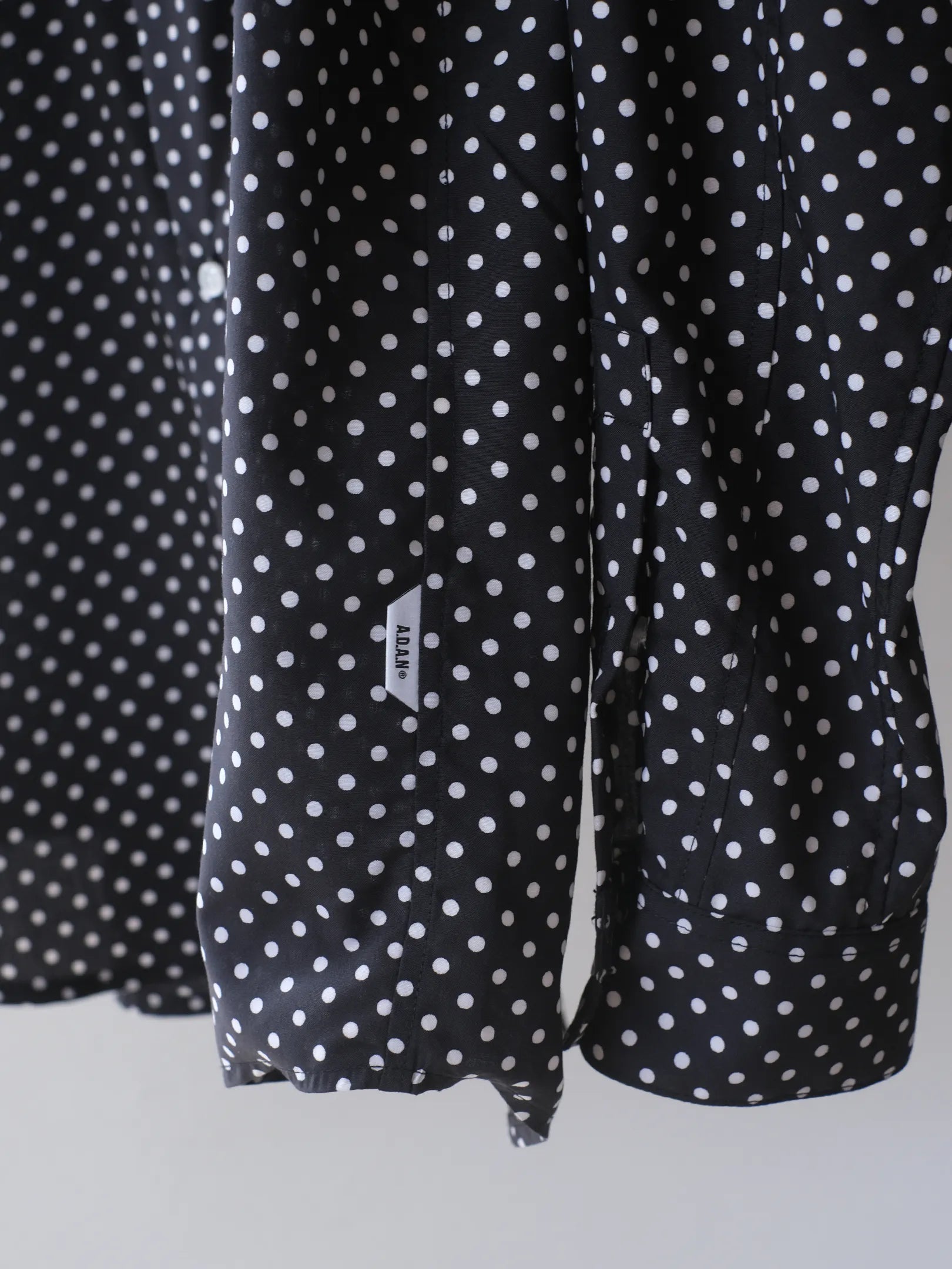 A.D.A.N "WALK DOT SHIRT"