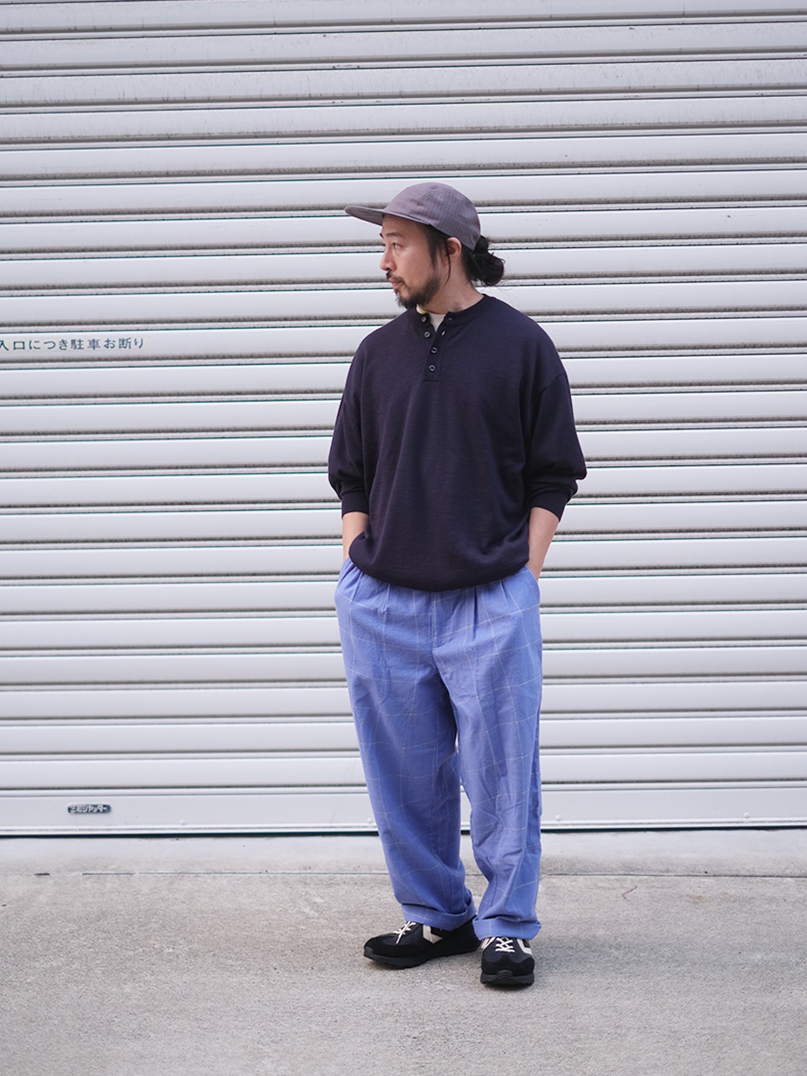 wonderland  "Broken Check Pants"