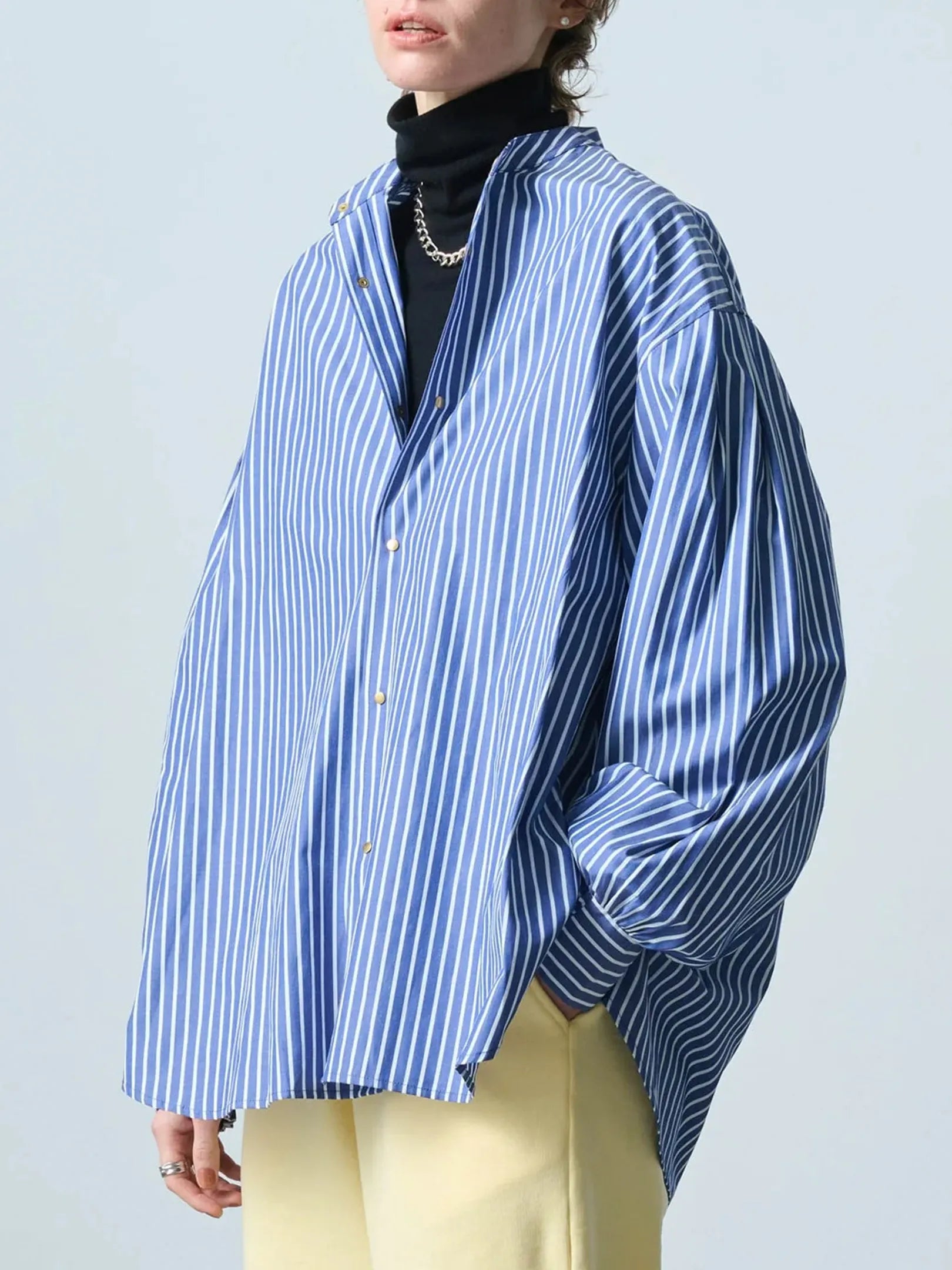 Kha:ki "GOLD DOT SHIRT"