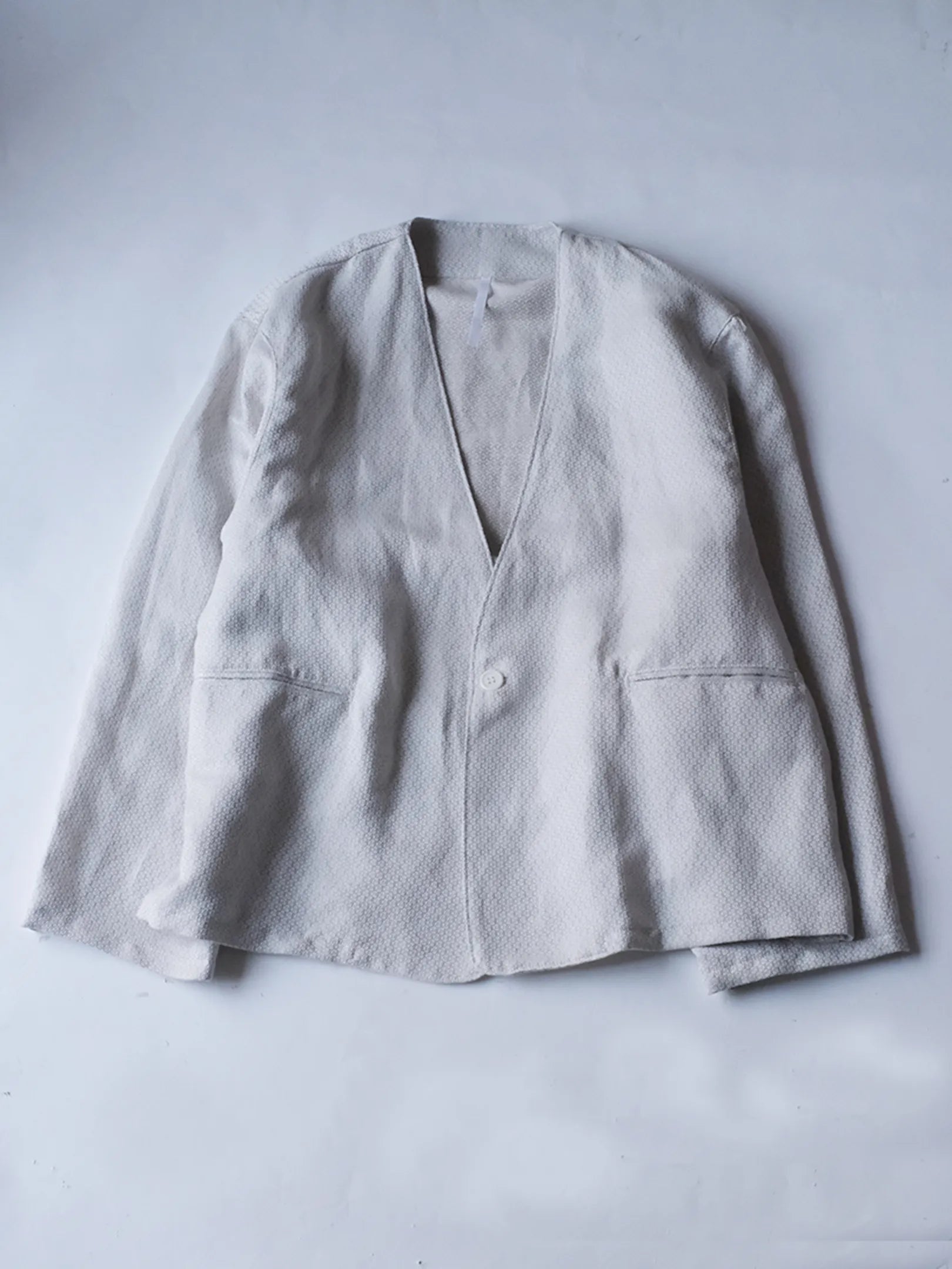 ATPOVA/ARTE POVERA "セレモニー リネンポリエステル混 ノーカラーJKT"