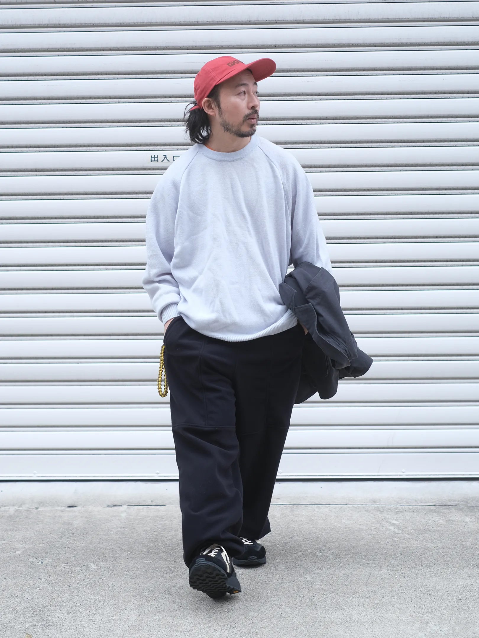 RIVER "CREW NECK KNIT LIGHT BLUE"