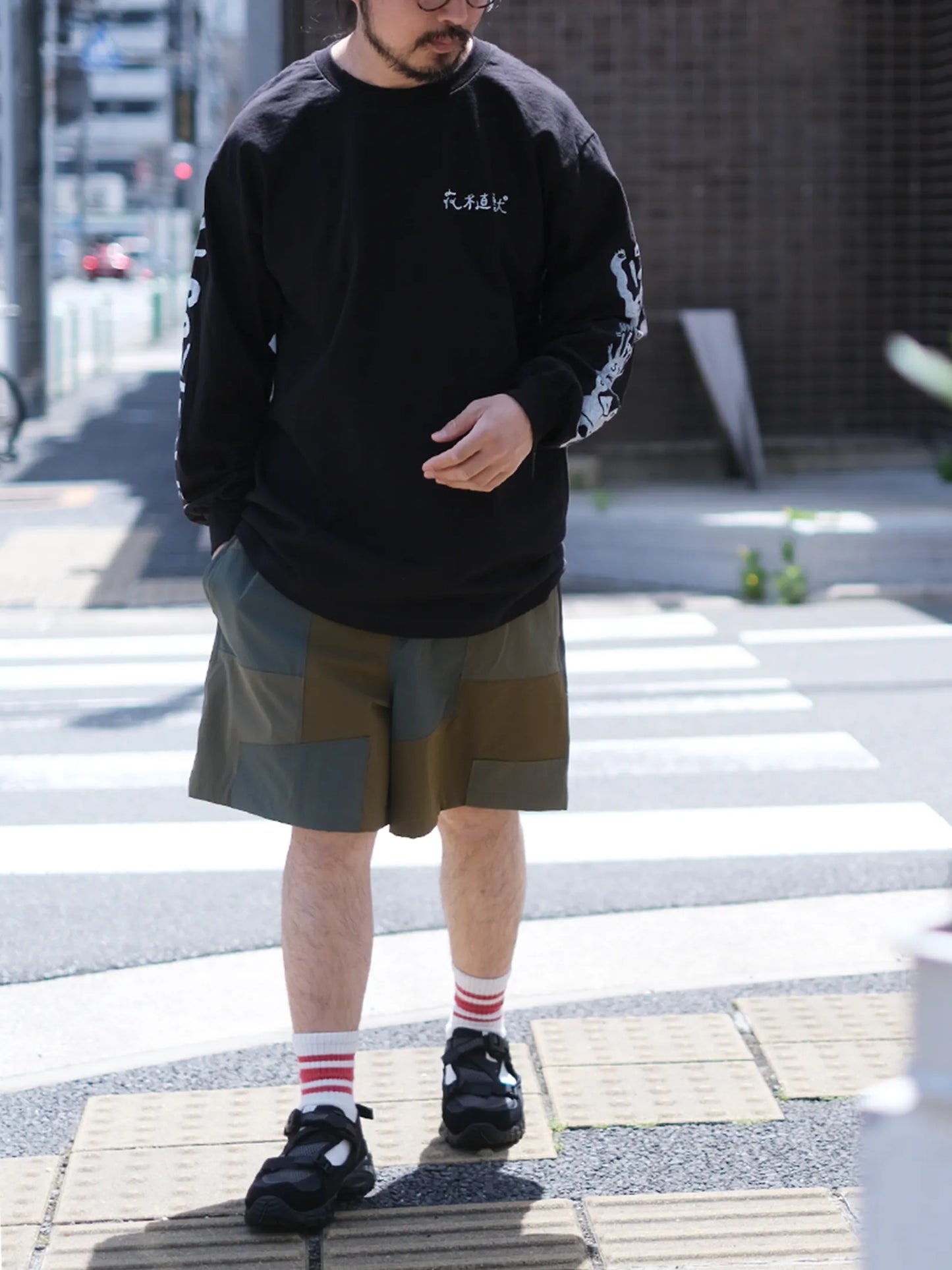 UNFRM "2WAY STRETCH PATCHWORK BAGGY SHORTS(2colors)"