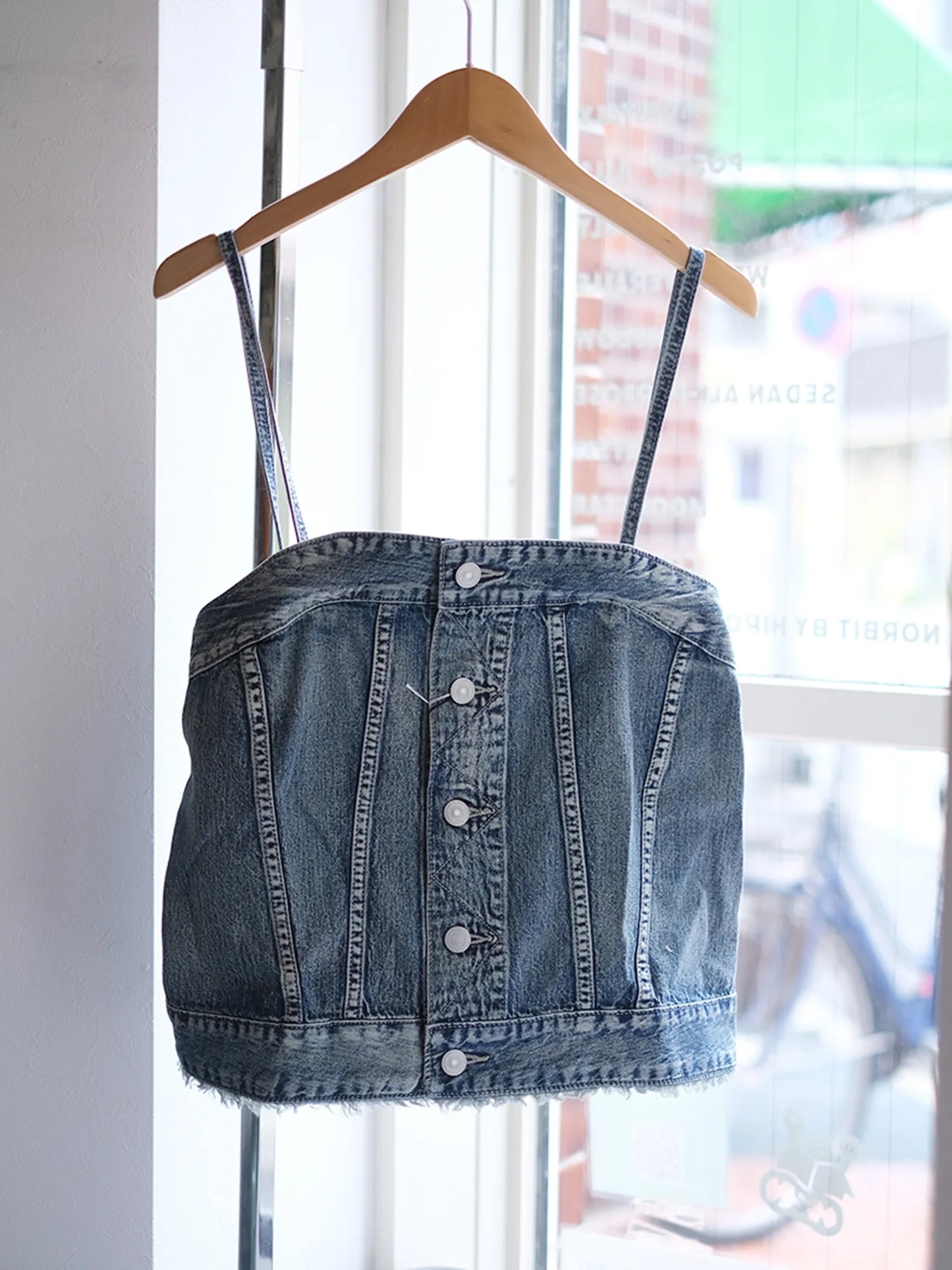 Kha:ki "DENIM BUSTIER TOP"