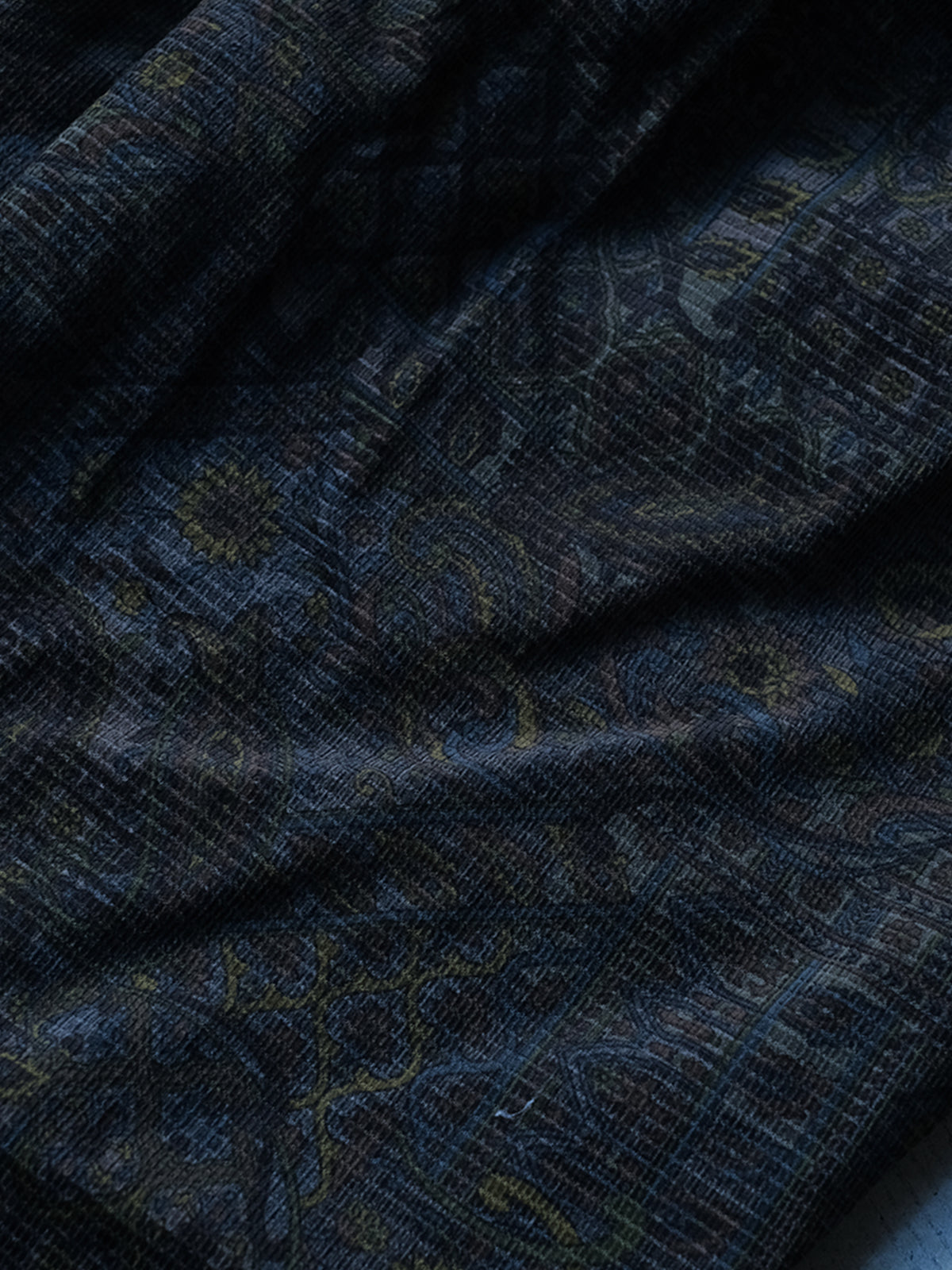 weac. "ONE TUCK EASY PANTS(GRAY PAISLEY)"