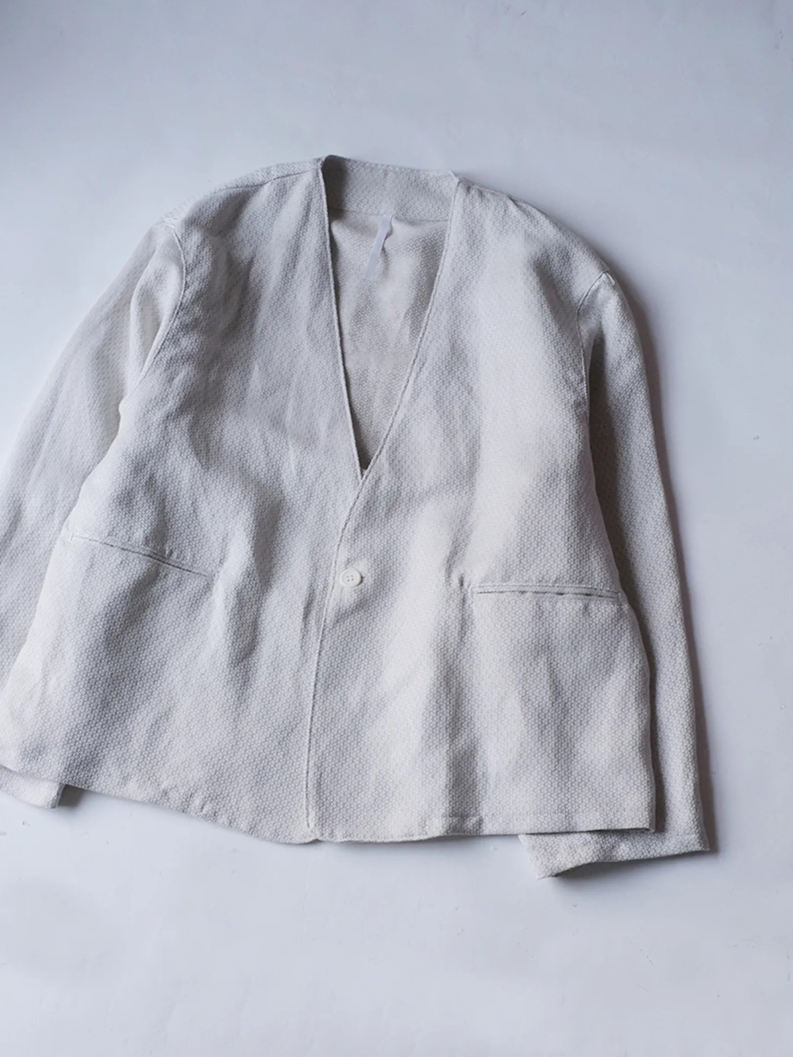 ATPOVA/ARTE POVERA "セレモニー リネンポリエステル混 ノーカラーJKT"