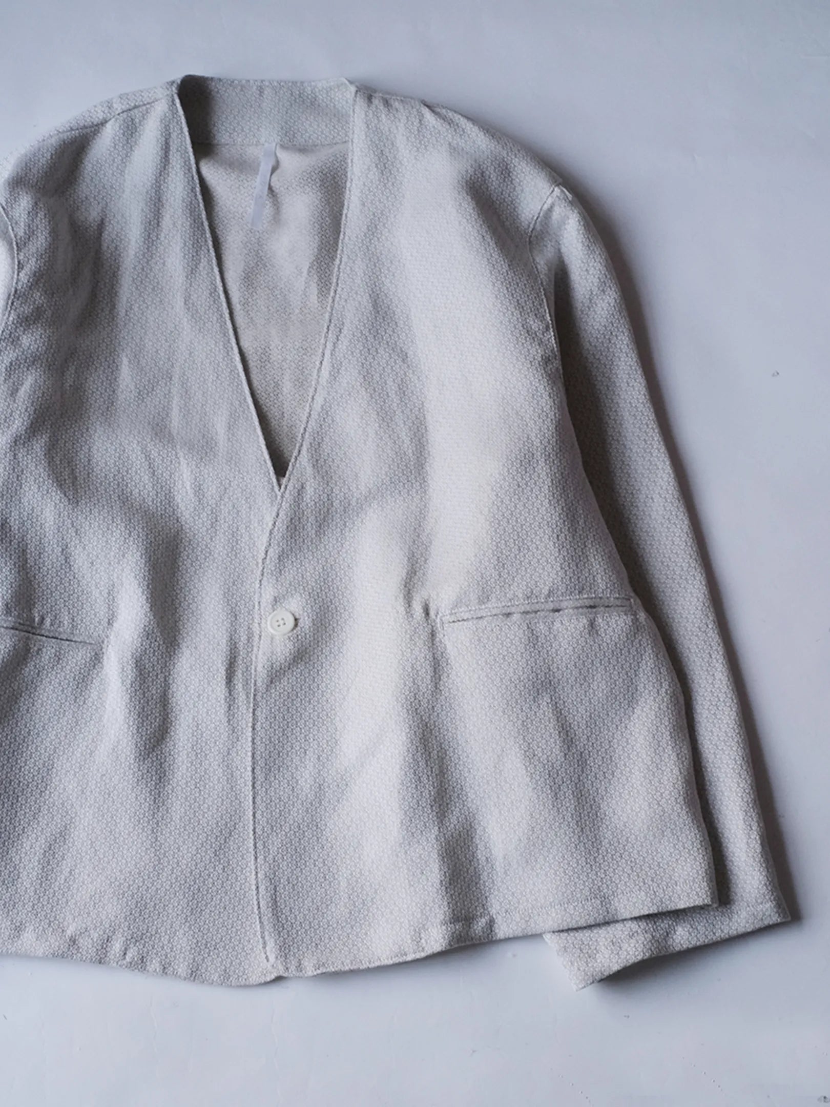 ATPOVA/ARTE POVERA "セレモニー リネンポリエステル混 ノーカラーJKT"