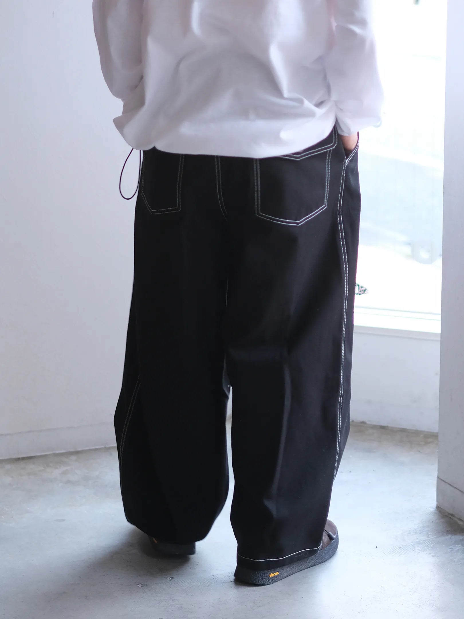 manon "VINTAGE SERGE THREE TUCK WIDE PANTS"