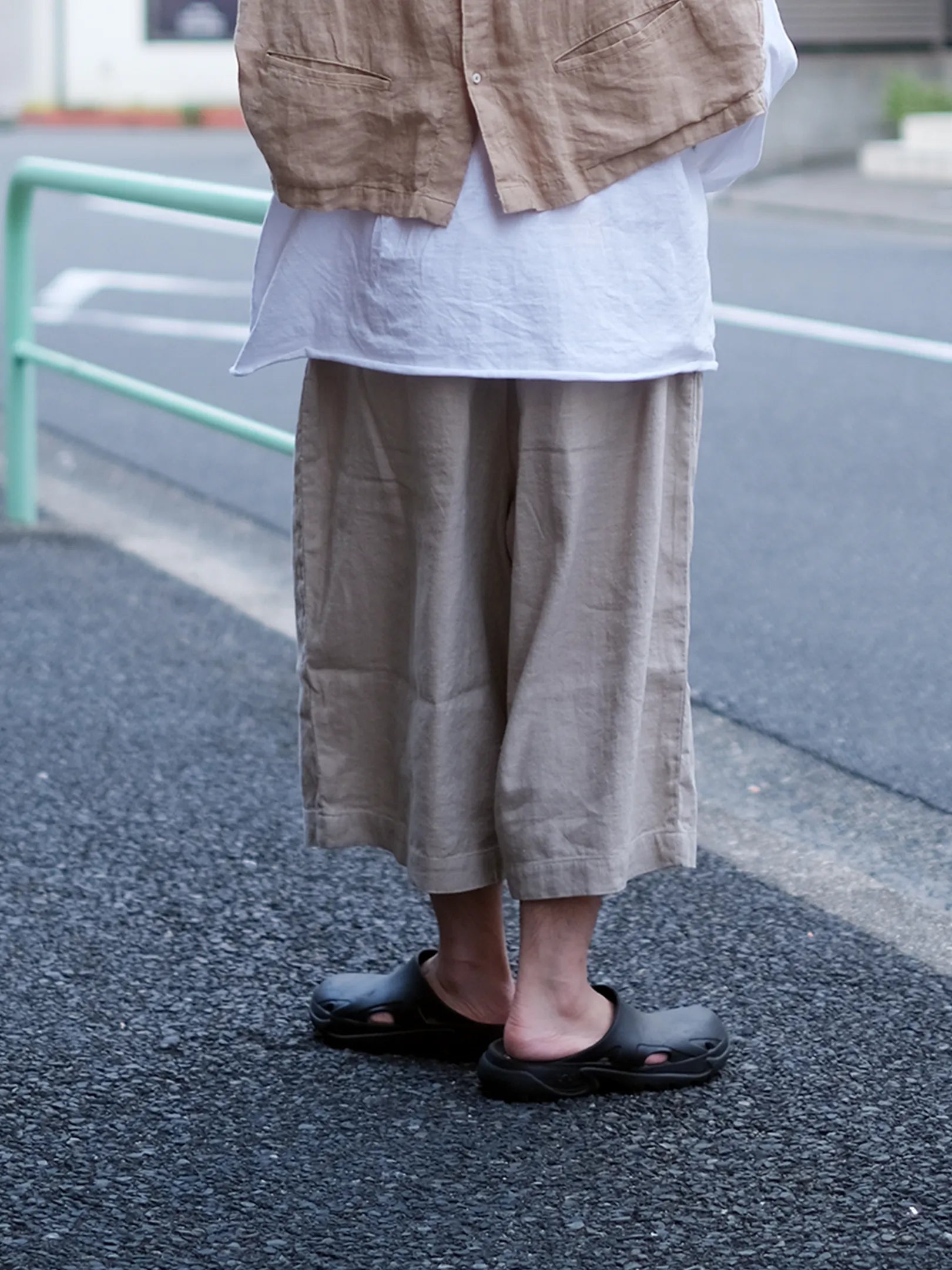 児島新鮮組  "BIG BULB SHORTS (BEIGE)"