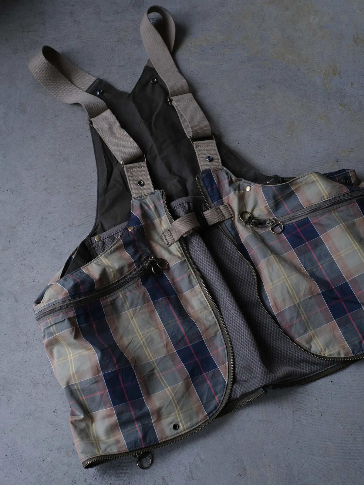 Barbour x norbit "Bag/Vest #Khaki Brown"