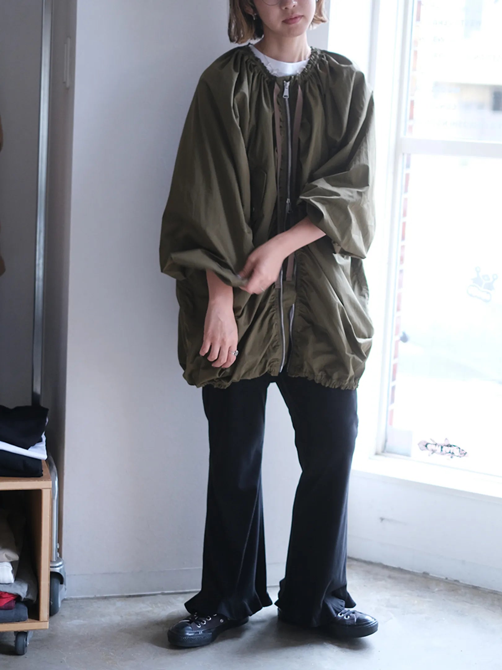 ANTHOM "ナイロン混　ギャザーアウター"