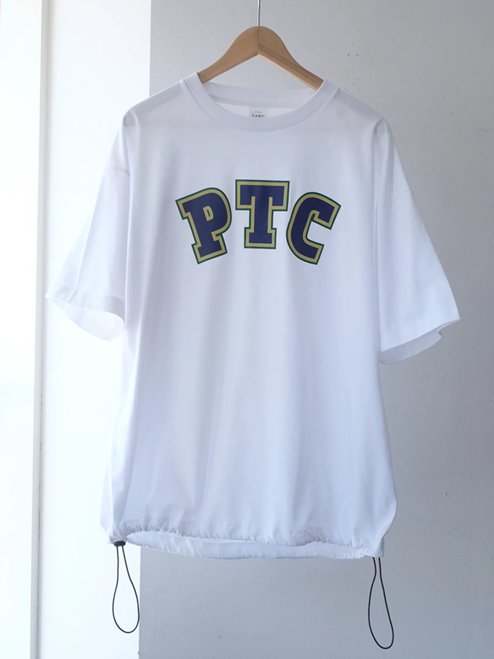 ⚫︎PRE-ORDER  PTC by Panio " COLLEGE LOGO RELAX S/STee(3colors)"