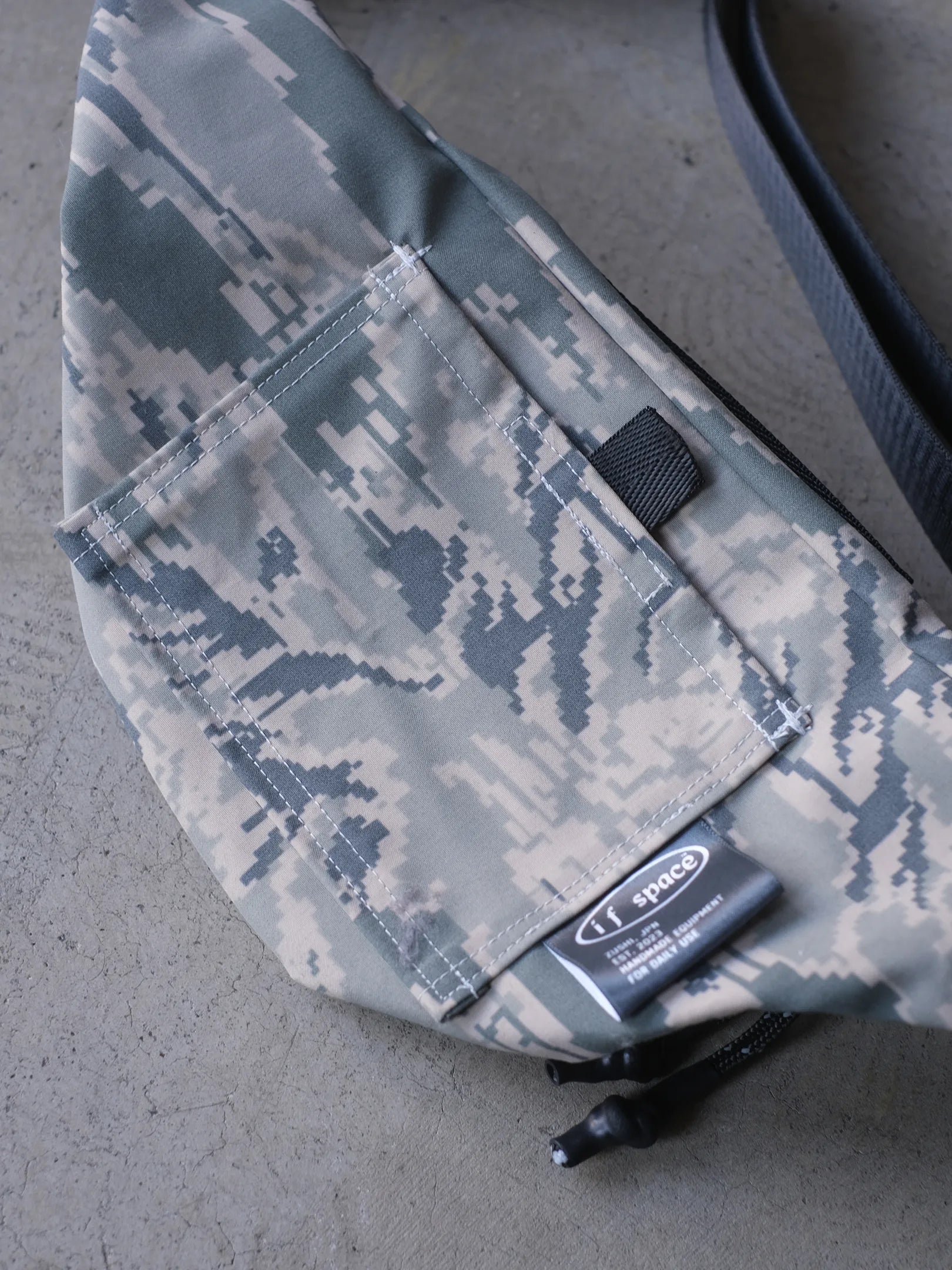 if space "Waist Mini Pack - USAF ABU GORE-TEX 3layer digital CAMO"