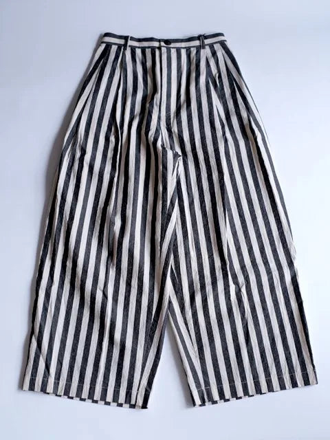 manon "STRIPE TWO TUCK WIDE PANTS(3colors)"