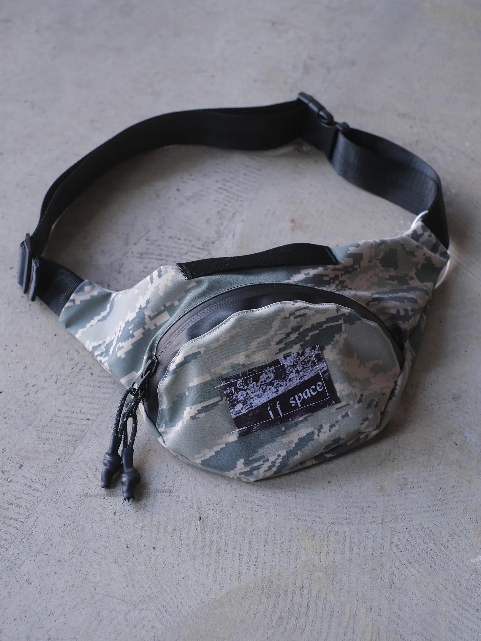 if space "Waist Mini Pack - USAF ABU GORE-TEX 3layer digital CAMO"