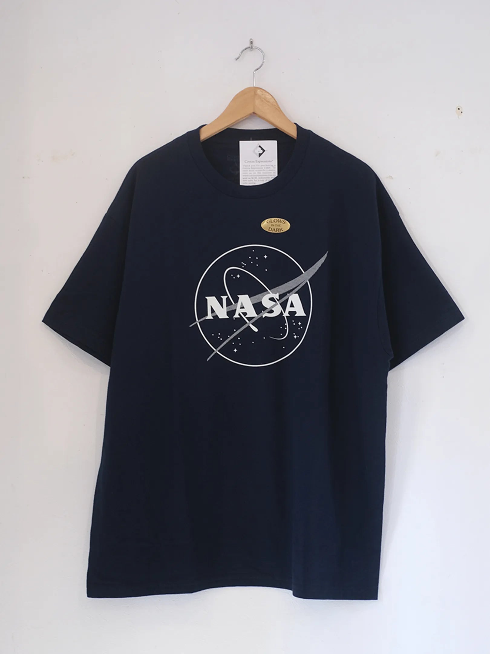 COTTON EXPRESSIONS "NASA Glow Logo Shirt"