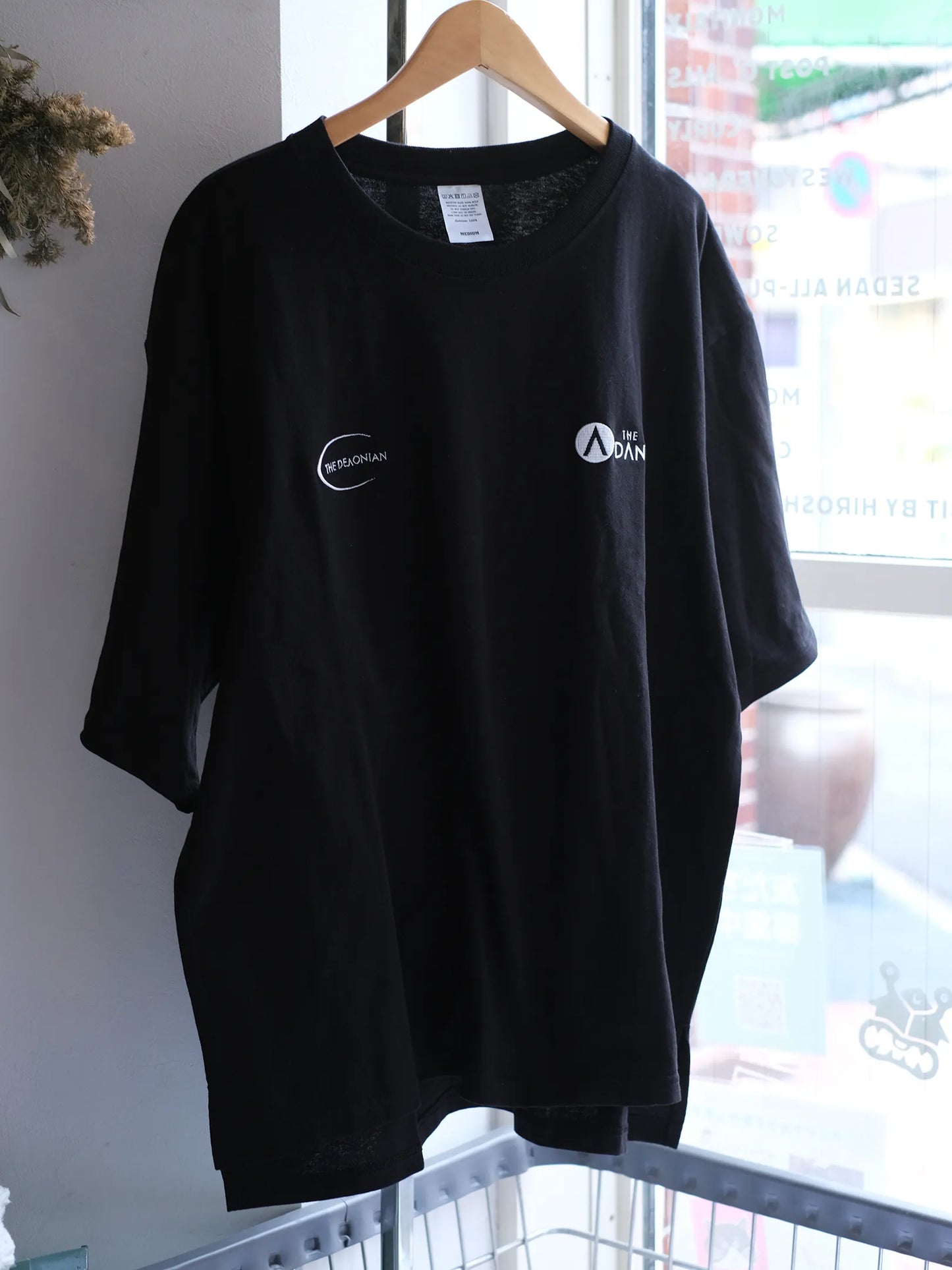 THE DEVONIAN "THE DVN S/STee(BLACK)"