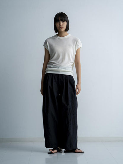 manon "LIP CLOTHTHREE TUCKWIDE PANTS(2colors)"