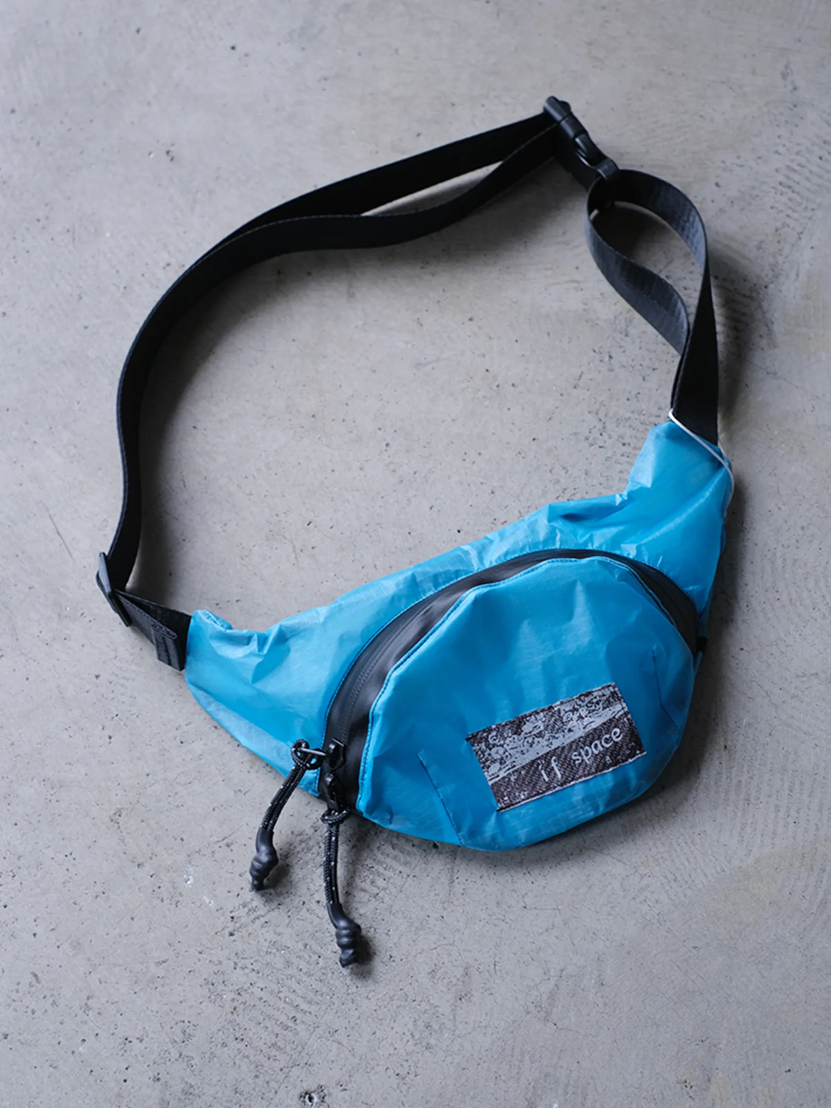 if space "Waist Mini Pack – Ghost Rip Blue"