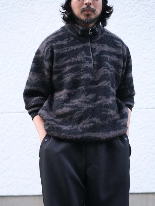 UNFRM "MOHAIR KNIT CAMO HALF ZIP PULLOVER"