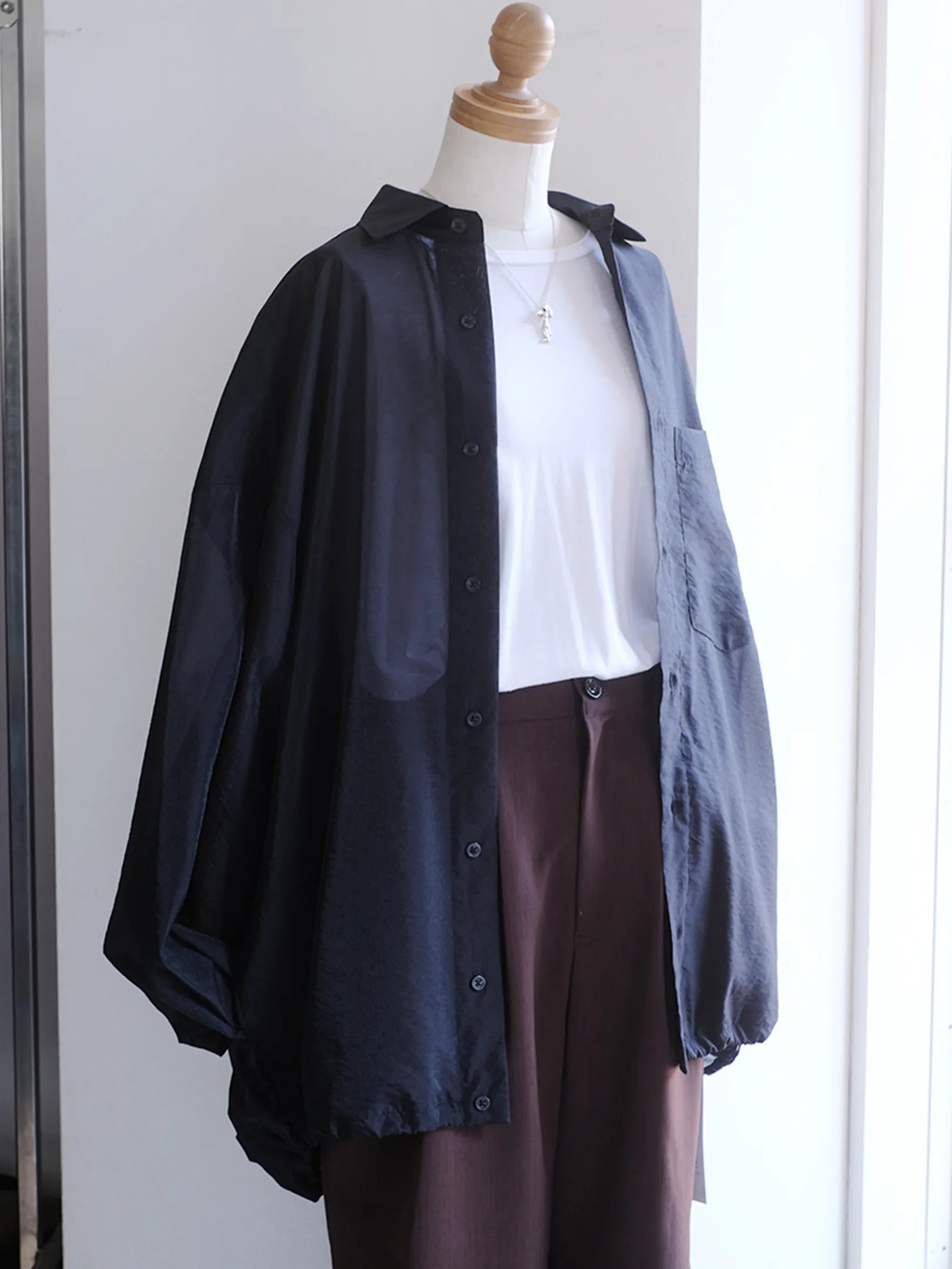 manon "ORGANDY SHEER BIG SHT JKT(2colors)"