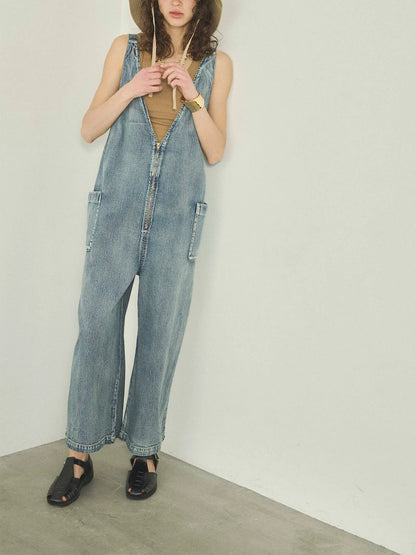 Kha:ki "V-NECK OVERALLS"