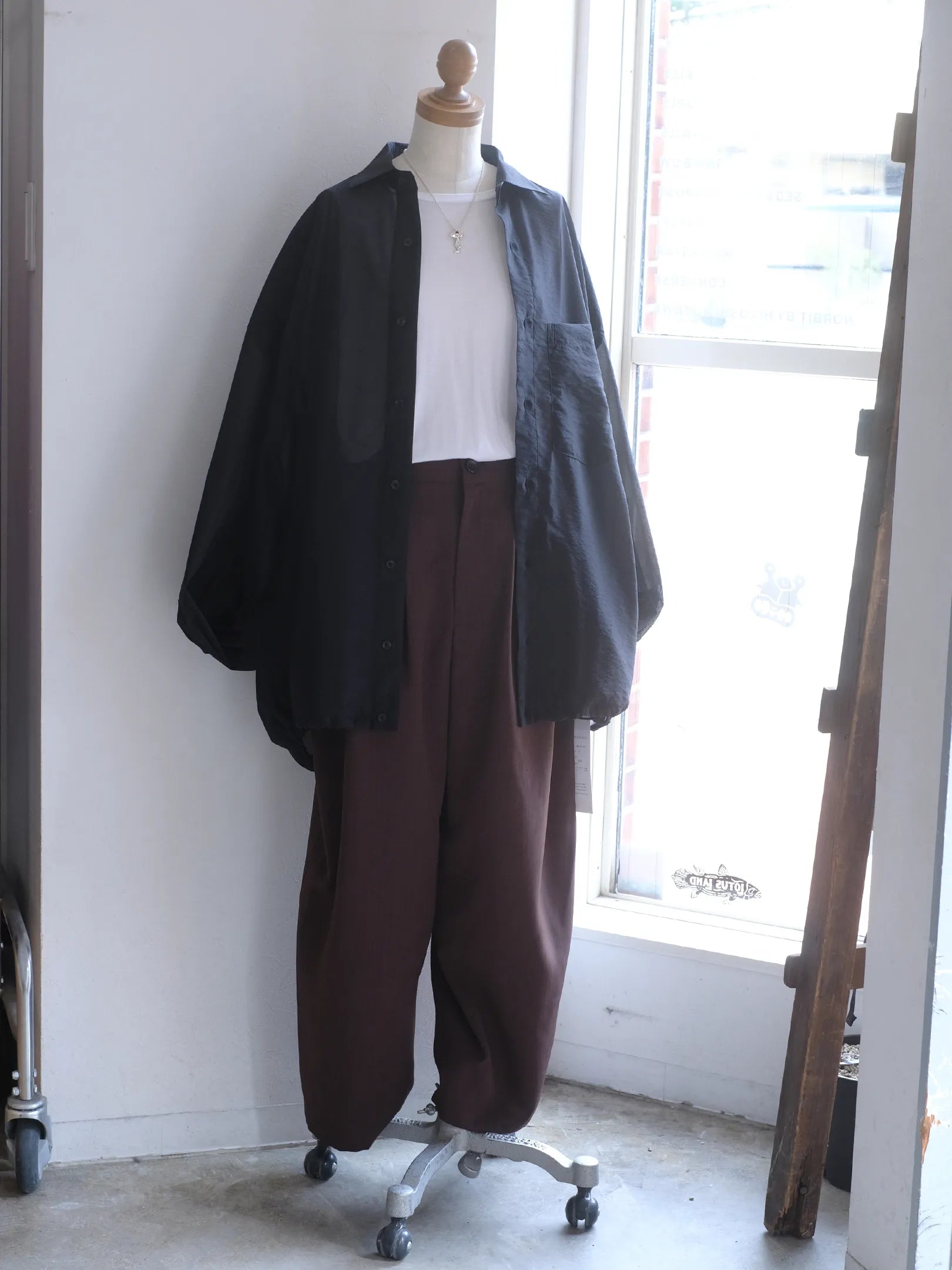 manon "ORGANDY SHEER BIG SHT JKT(2colors)"