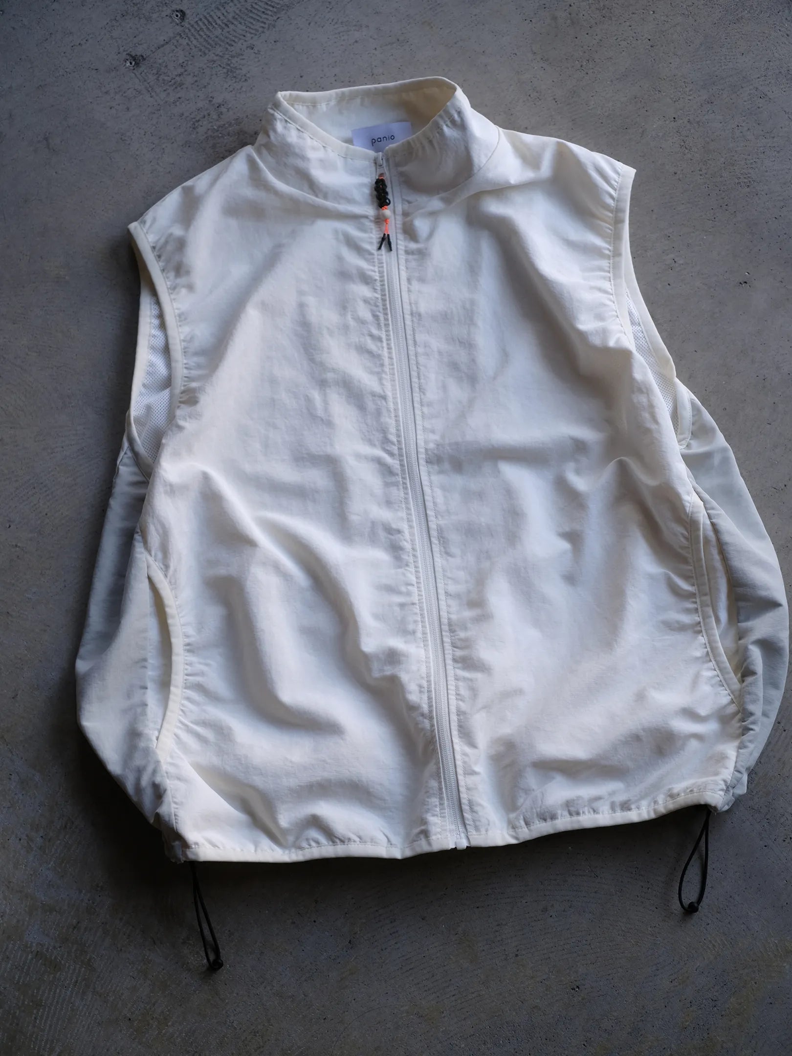 panio " PACKABLE VEST"