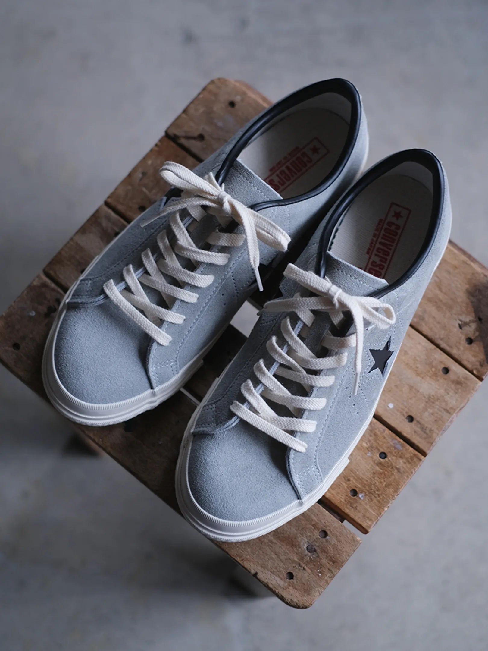 CONVERSE "ONE STAR J SUEDE(GRAY)"