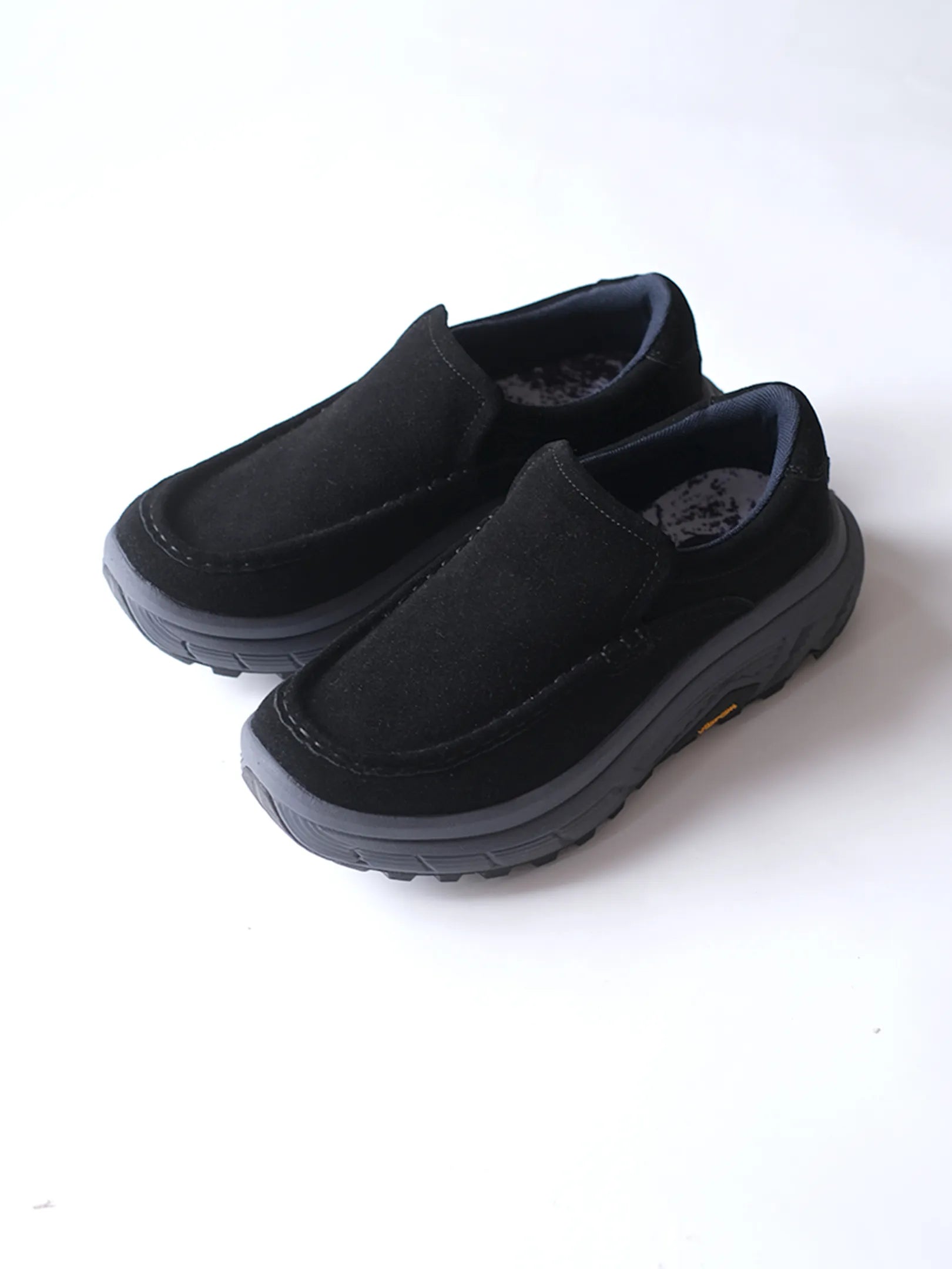 yuers "SOON(BLACK)"