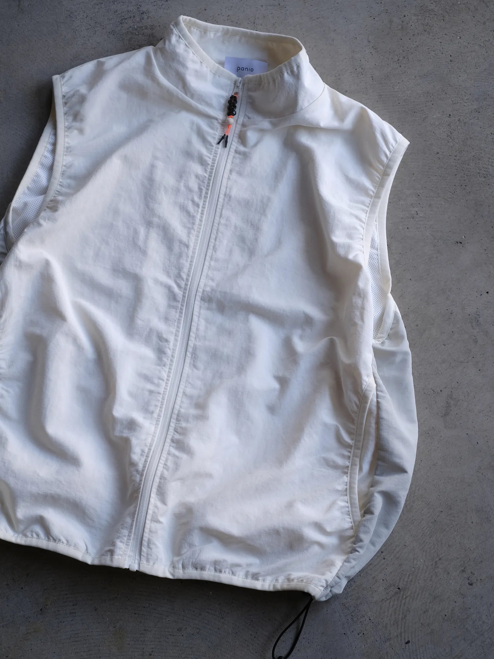 panio " PACKABLE VEST"