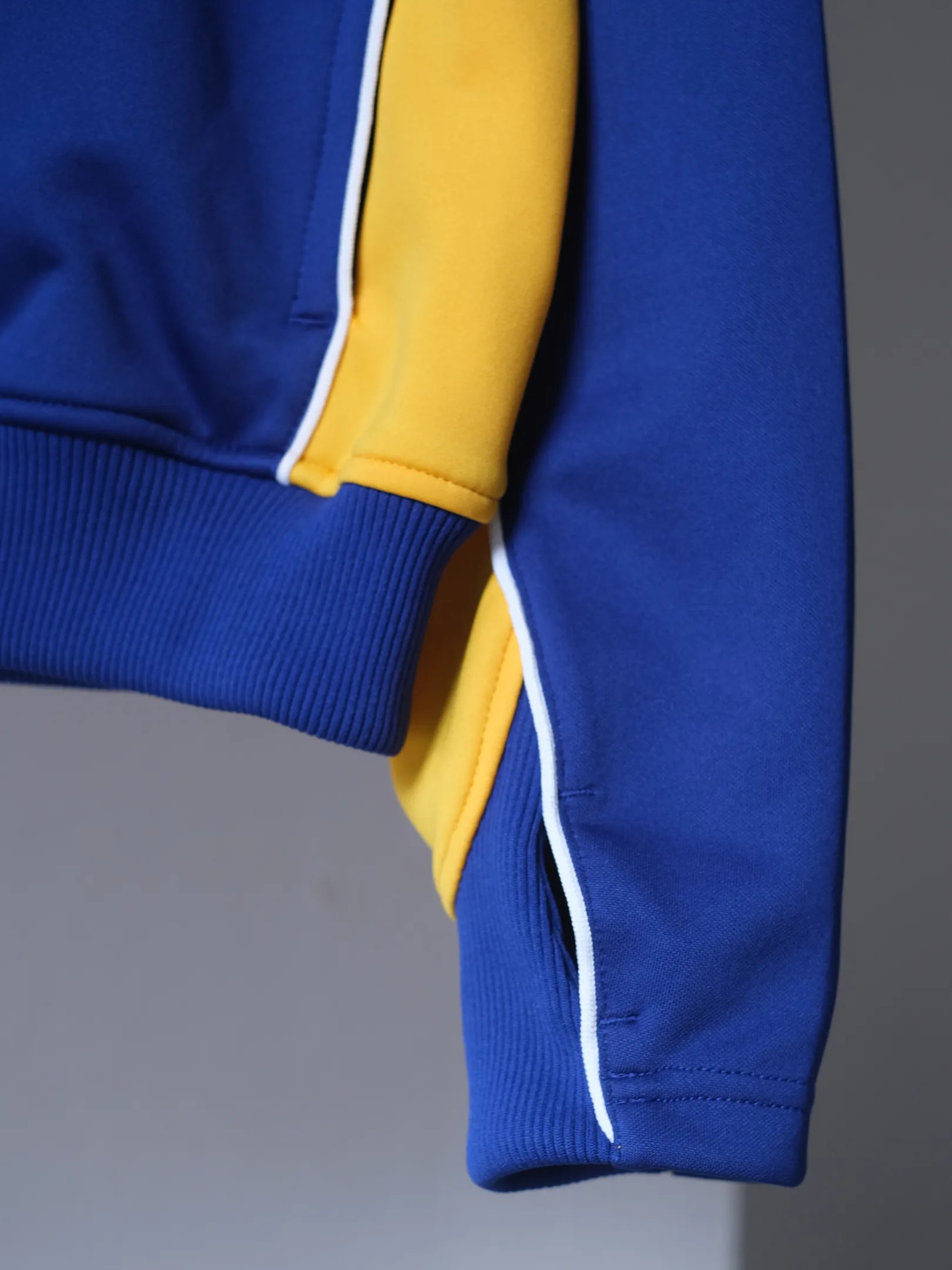 SEDAN ALL-PURPOSE "OG Logo Track Jacket"