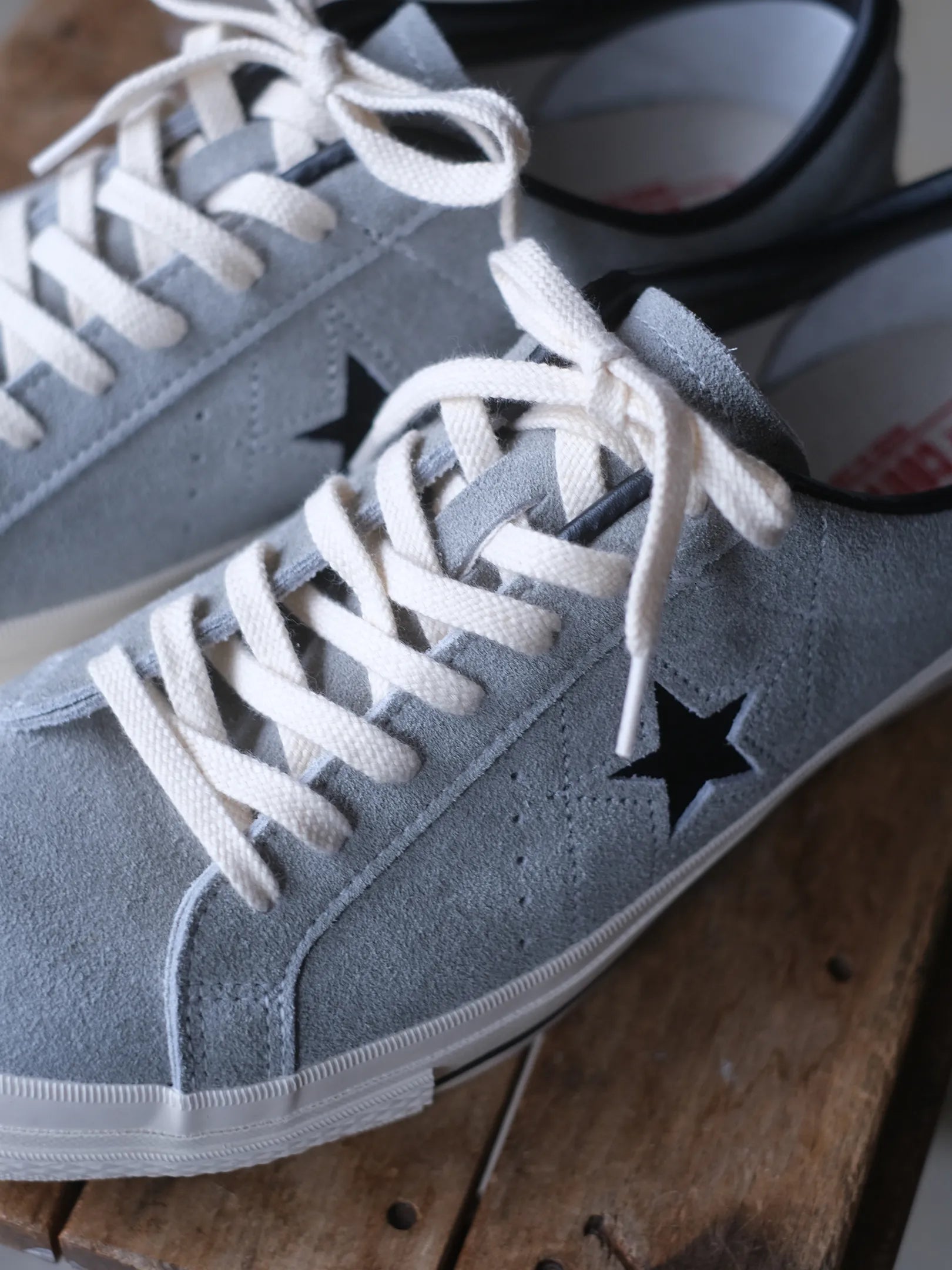 CONVERSE "ONE STAR J SUEDE(GRAY)"