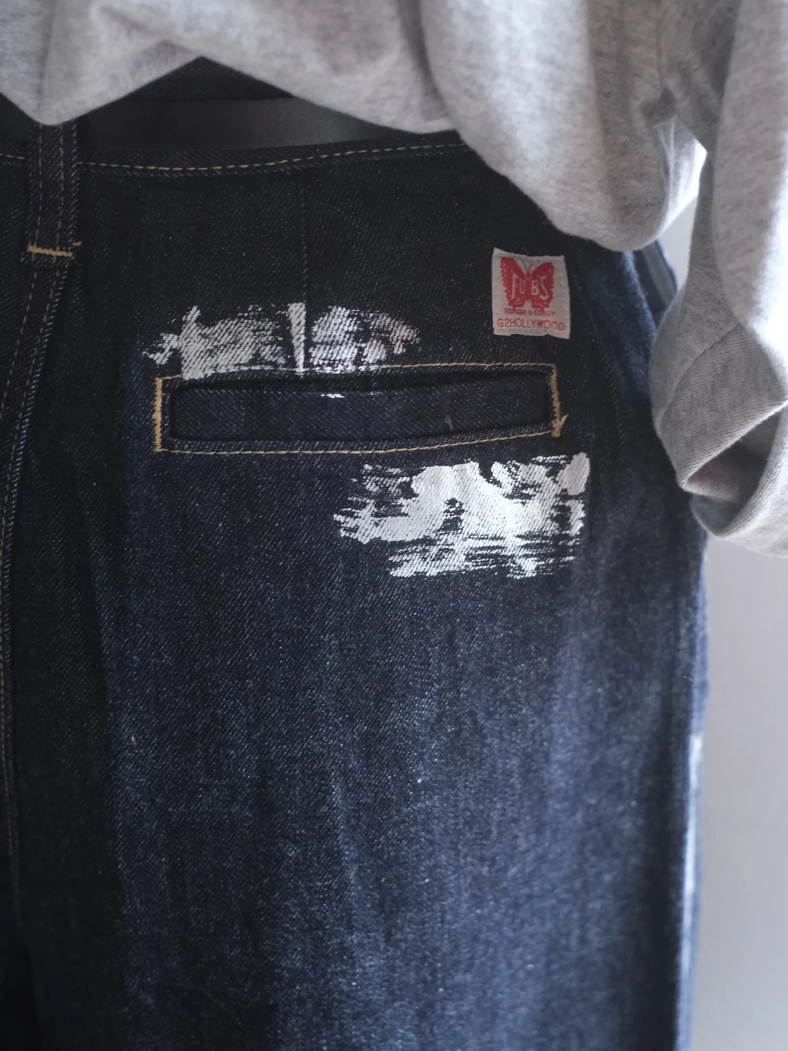 GO TO HOLLYWOOD  "Denim Roll Up Sparkle Jorts(LADIES)"