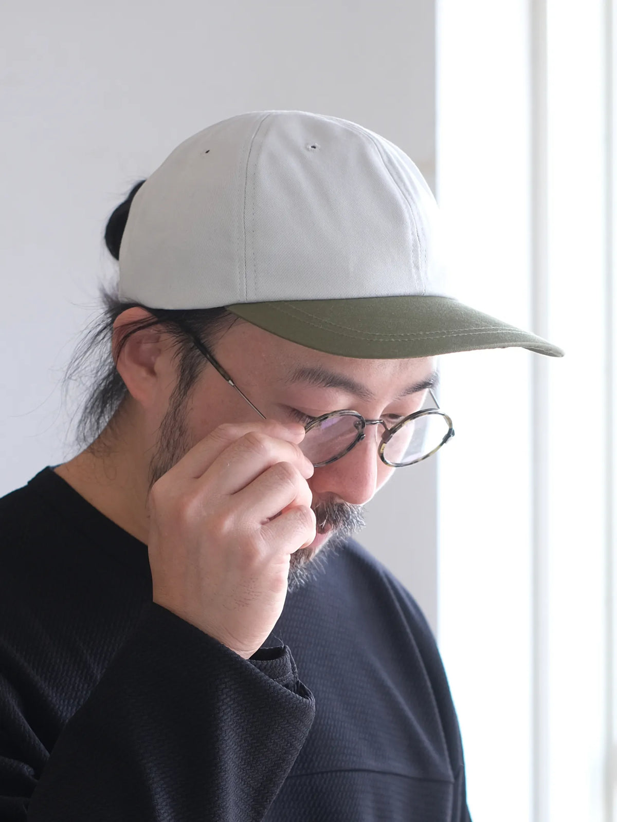 FOUND FEATHER "NEW Strap Back Cap 2 Tone // Cotton Chino (2colors)"