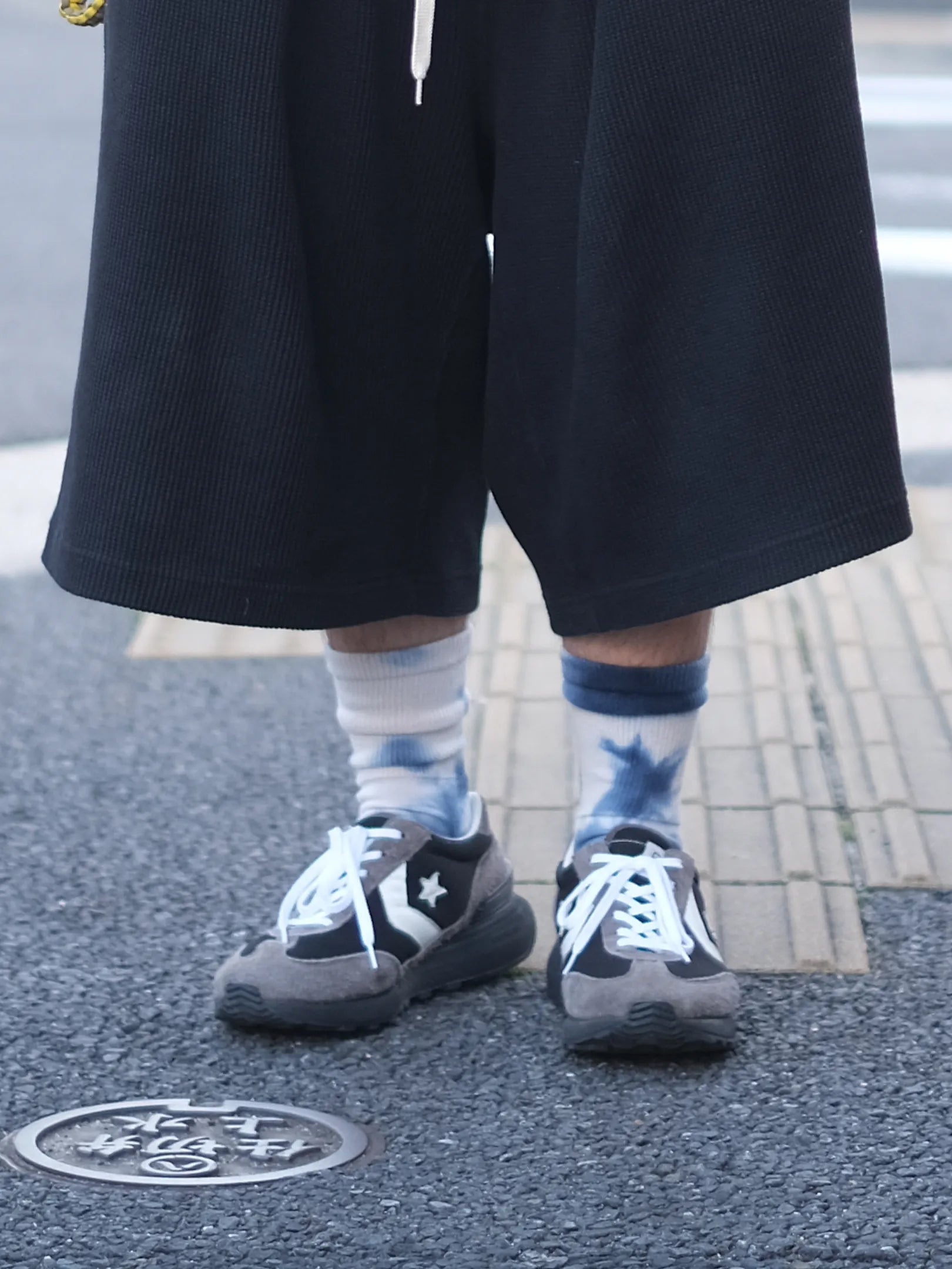 bou "OC Uneven Dyed Pile Crew"