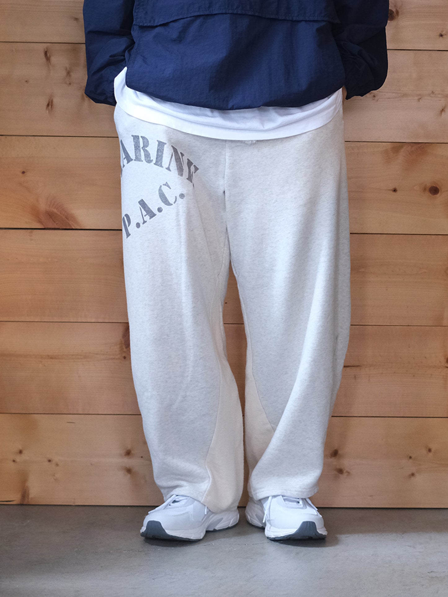 Kha:ki "REMAKE SWEAT OVAL PANTS(2colors) "