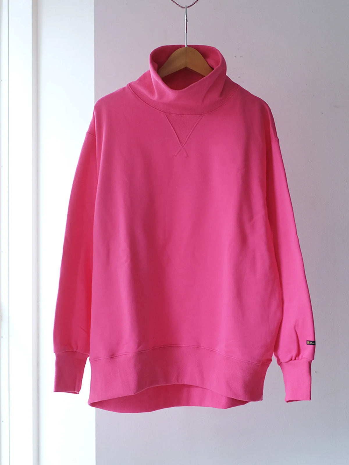 Kha:ki "HIGH NECK SWEAT SHIRT (3colors)"