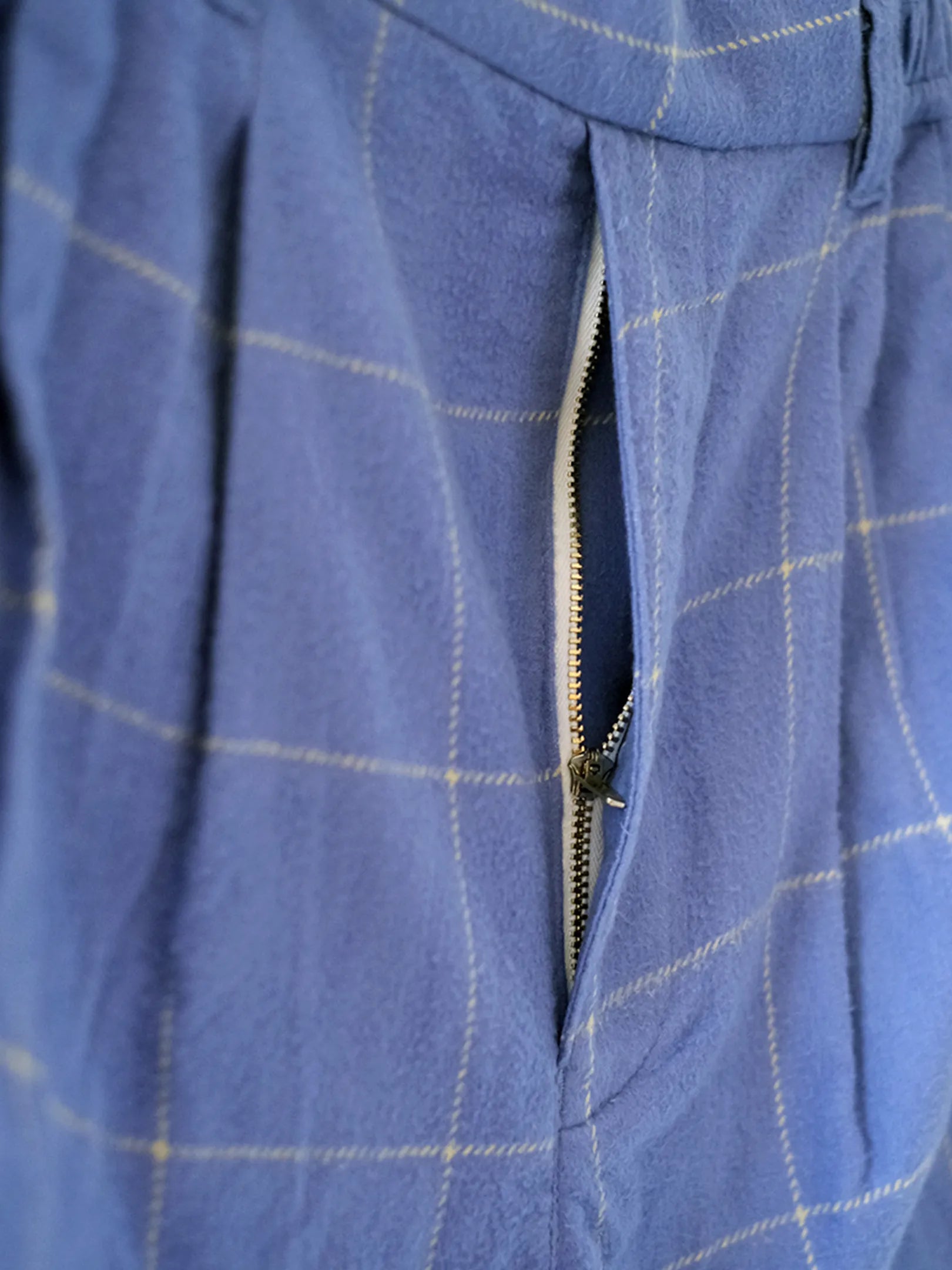 wonderland  "Broken Check Pants"